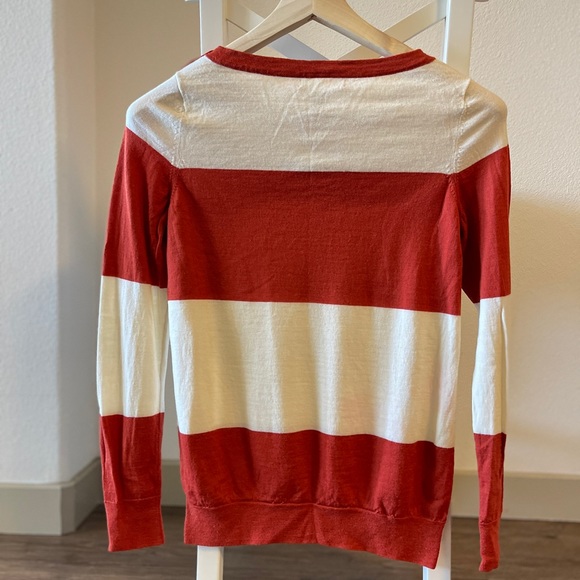 Defect Banana Republic Sweater Small - Picture 6 of 6